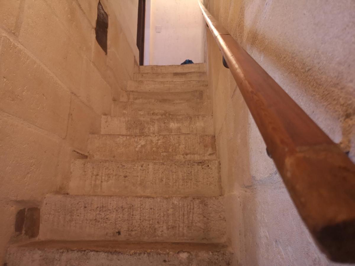 La Maison Des Hautures Arlés Exterior foto